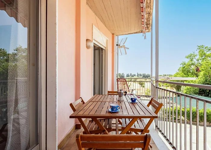 Apartment Seaside Escape - Cozy In